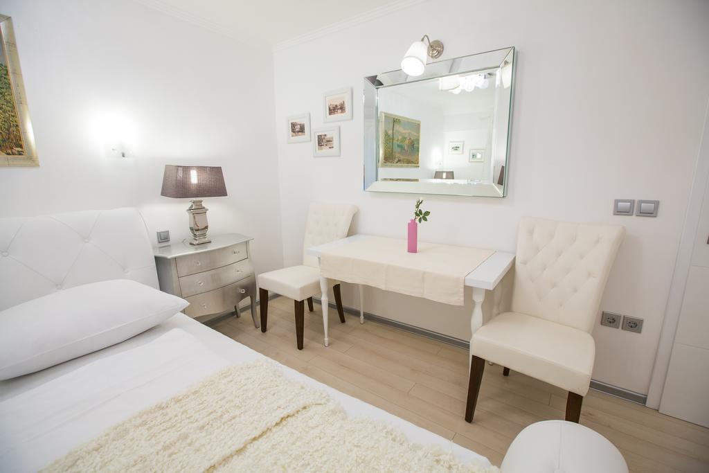 Carman House 3* Bled
